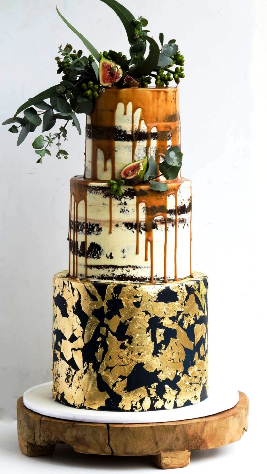 80 Hochzeitstorten-Deko Ideen und Tipps schwarze und goldene torte naked cake