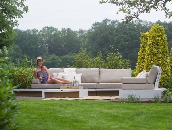 So wählen Sie den besten Gartenmöbel Set für den eigenen Hinterhof ecklounge vier teilig zum entspannen
