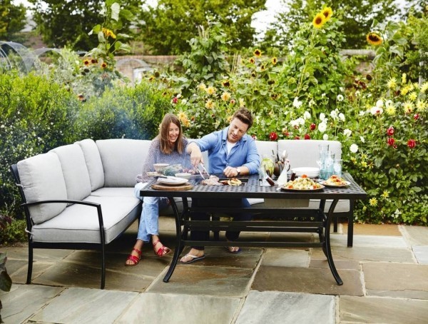 So wählen Sie den besten Gartenmöbel Set für den eigenen Hinterhof jamie oliver lounge set