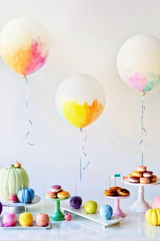 100 liebliche Babyparty Deko Ideen und Organisationstipps bemalte luftballons schön
