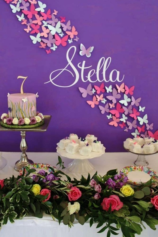 100 liebliche Babyparty Deko Ideen und Organisationstipps lila deko mit schmetterlinge