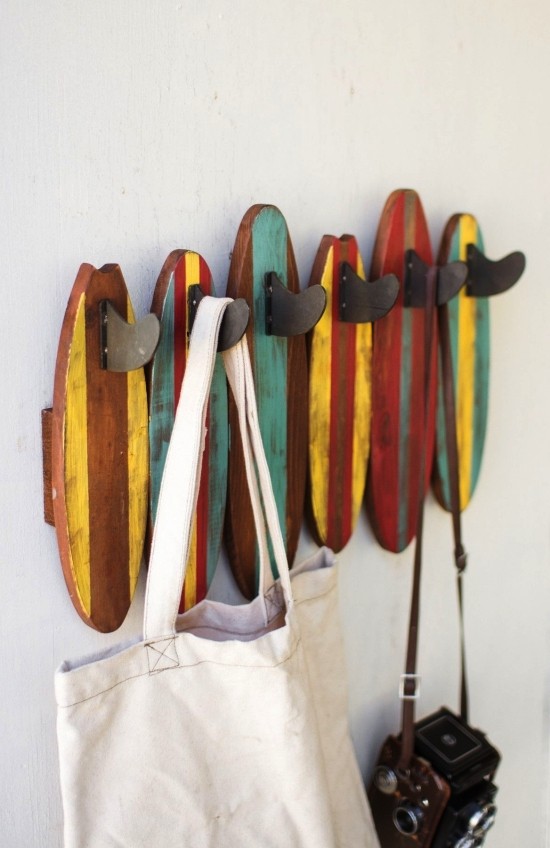100 sommerliche und nautische Surfbrett Deko Ideen kleiderhaken aus kleinen dekorativen brettern