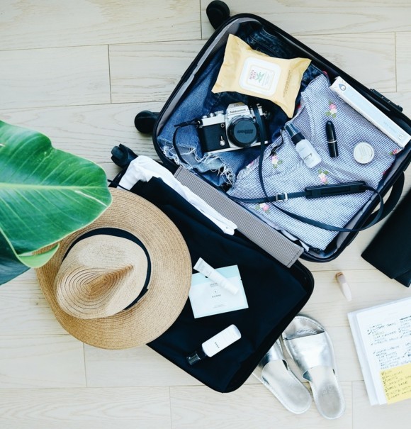 als Frau alleine reisen Packliste Tipps für alleinreisende Frauen