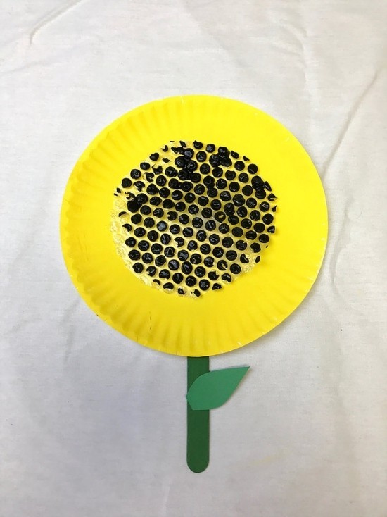 80 umwerfende Ideen und 2 einfache Anleitungen zum Sonnenblume Basteln kinder basteln papier teller und luftpolsterfolie