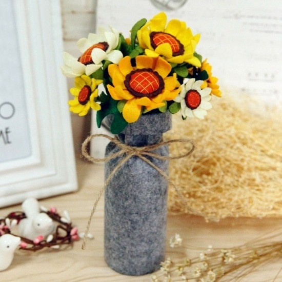80 umwerfende Ideen und 2 einfache Anleitungen zum Sonnenblume Basteln strauß aus sonnenblumen aus filz vase mit filz bezug