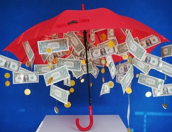 Pfiffige und praktische Geldgeschenke basteln regenschirm mit geld regen