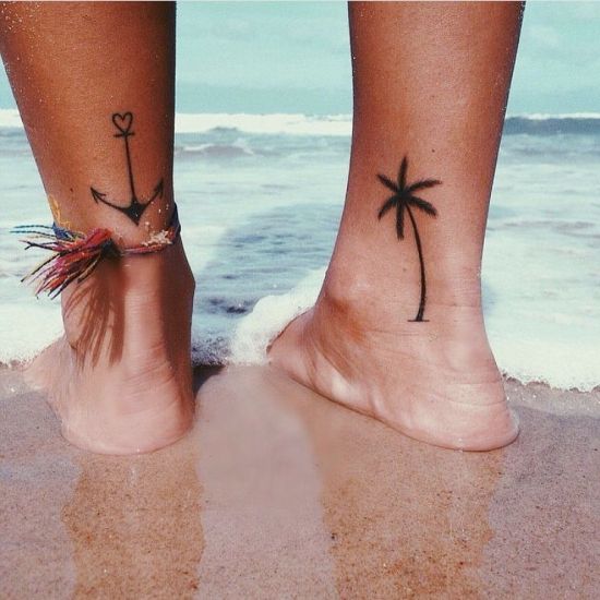 85 sinnvolle Knöchel Tattoo Ideen für Frauen palme und anker meer