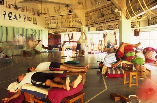 Ramamani Iyengar Yoga Institute Pune Ashram Indien