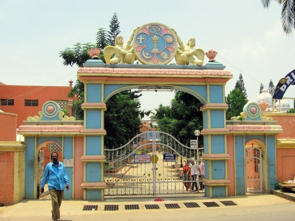 Sai Baba Ashram Indien Bangalore
