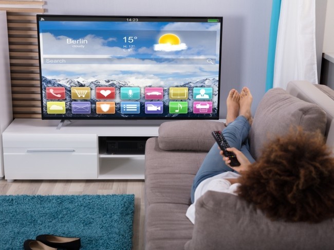 Was ist ein Smart TV Hier finden Sie alles, was Sie vor dem Kauf wissen müssen intelligenter fernseher für ihr zuhause