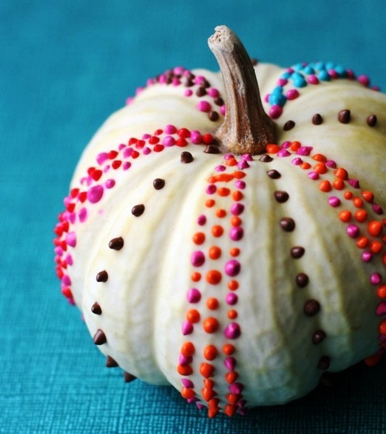 Halloween Kürbis bemalen – 140 künstlerische Ideen und Anleitungen kürbis mit punkten bemalen