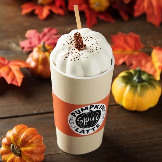 Halloween Kürbis bemalen – 140 künstlerische Ideen und Anleitungen pumpkin spice latte kaffee optik