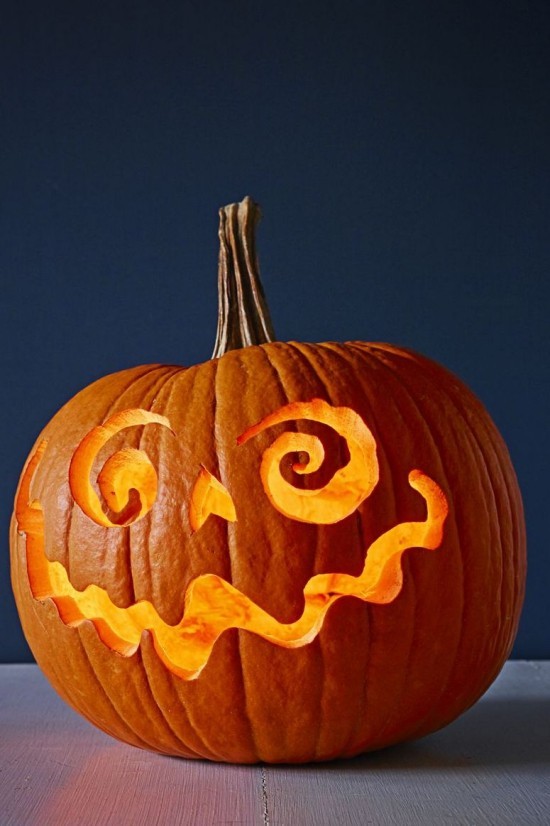 Halloween Kürbis schnitzen – 70 Ideen und Tipps lustiger kürbis spiralen