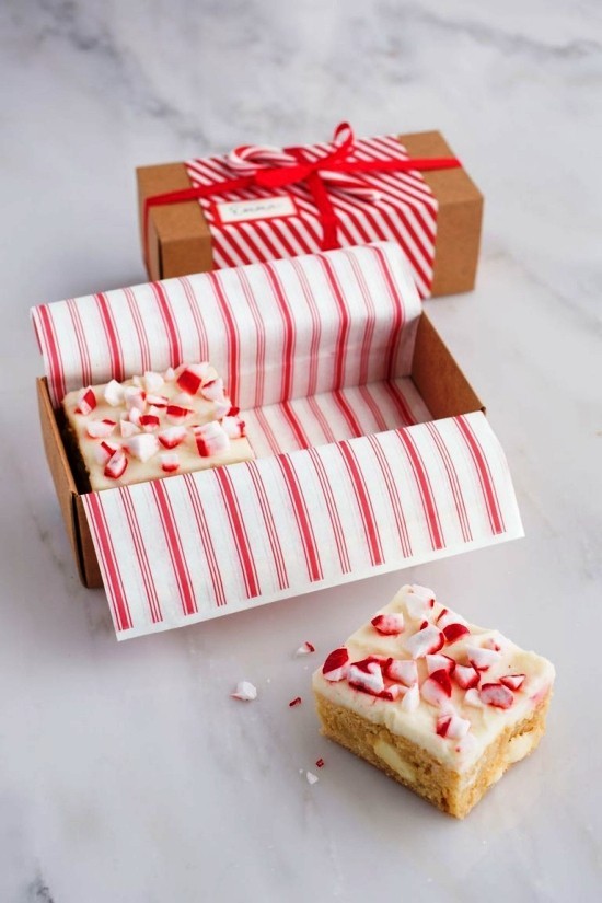 65 festliche Bastelideen für Weihnachten zum Verschenken süßer pfefferminz keks in schachtel