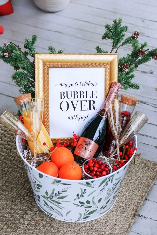 Geschenkkorb zu Weihnachten selber packen mimosa cocktail set in eimer schüssel