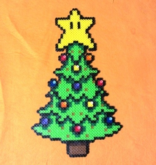 Mit Bügelperlen zu Weihnachten basteln 60 Ideen und Tipps perlen tannenbaum christbaum realistisch
