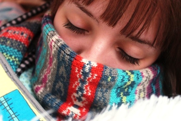 Wie Ingwer gegen Erkältung und Grippe hilft grippesaison herbst winter