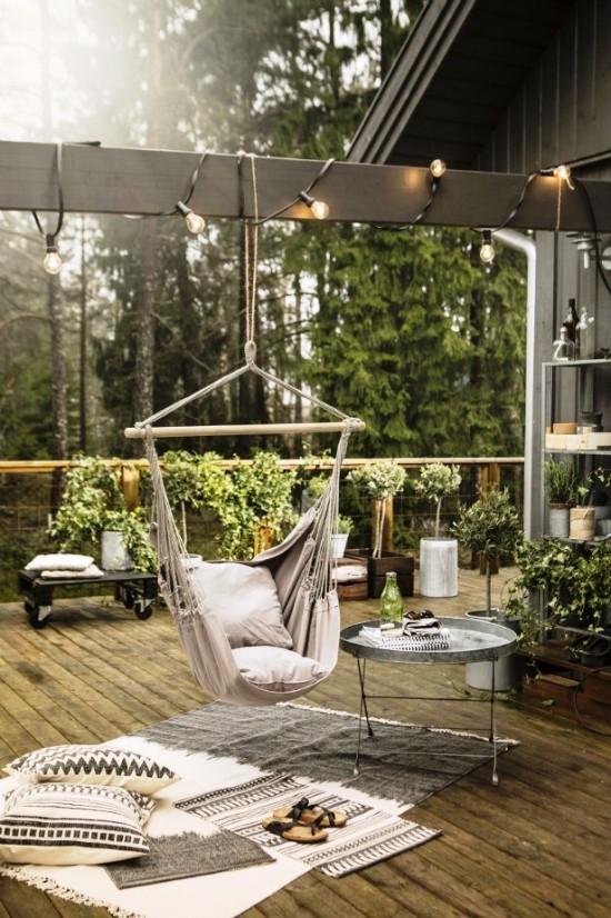 Industrial Style – Tipps und Ideen für die perfekte städtische Einrichtung terrasse patio mit pflanzen und industrie elementen