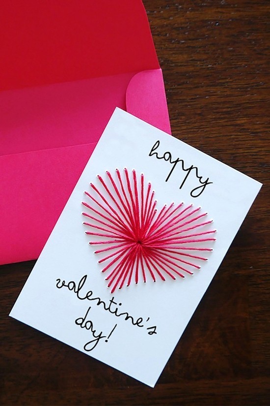 So gestalten Sie die beste Valentinskarte zum 14. Februar herz aus garn nähen romantisch