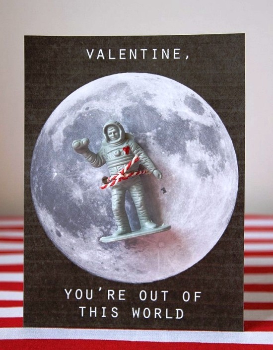 So gestalten Sie die beste Valentinskarte zum 14. Februar lustige karte mit mond und astronauten