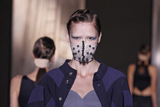 svarowski mundschutz maske atemschutzmaske gegen viren