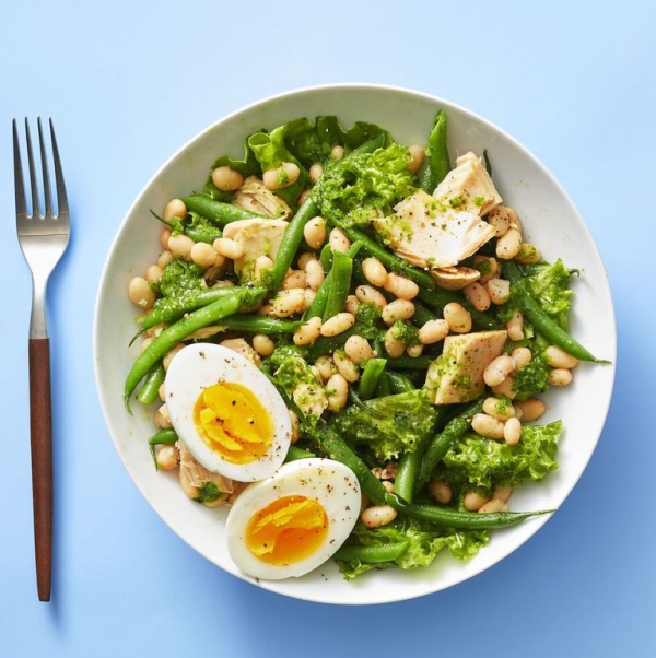 Köstliche gesunde Rezepte zum Abnehmen thunfisch salat mit eiern