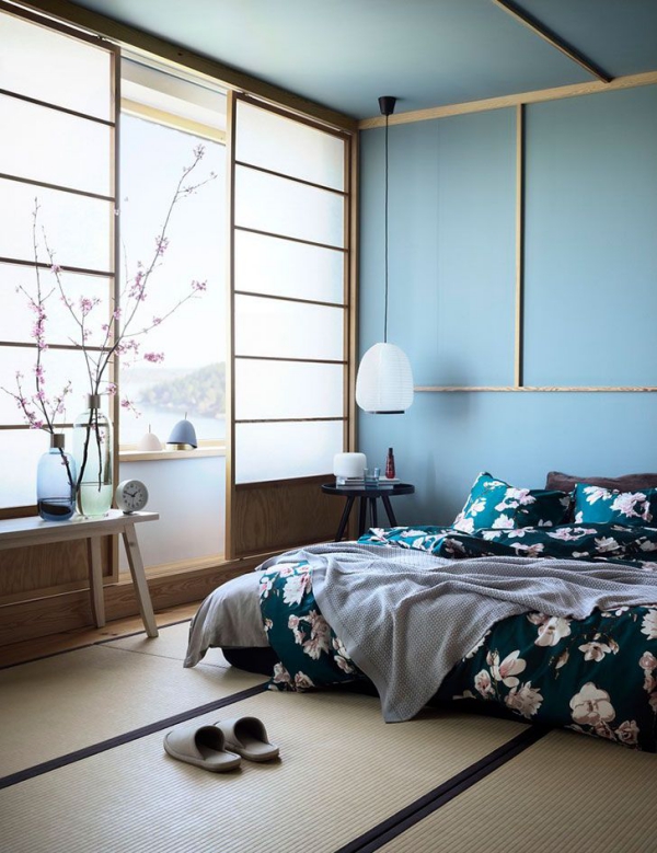 Traumhaftes orientalisches Schlafzimmer einrichten florales bett japan blaue wände