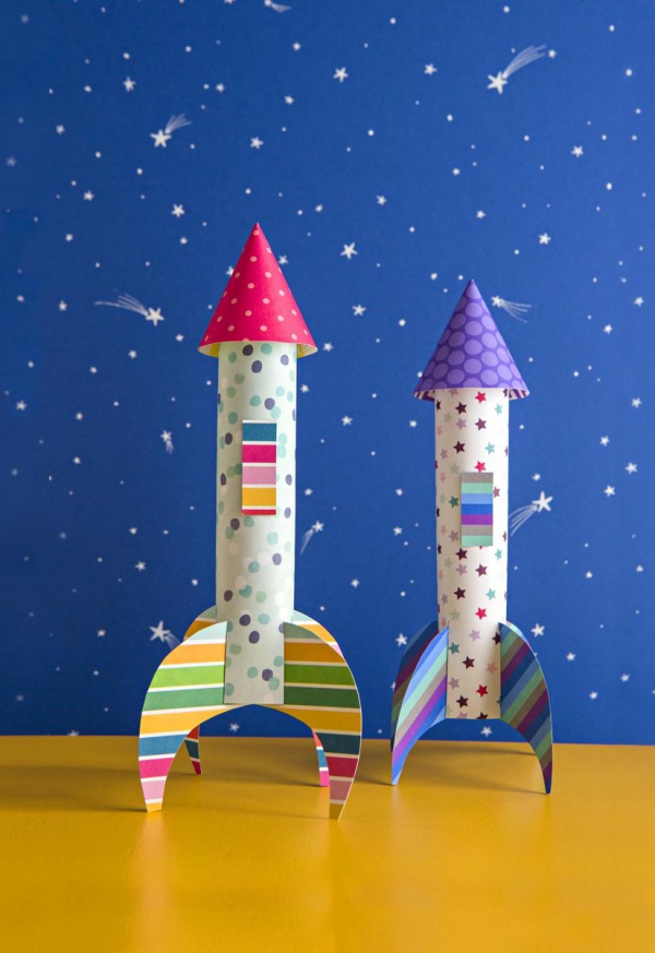 Rakete basteln mit Kindern – einfache Bastelanleitung und tolle Ideen kinderzimmer deko diy wissenschaft