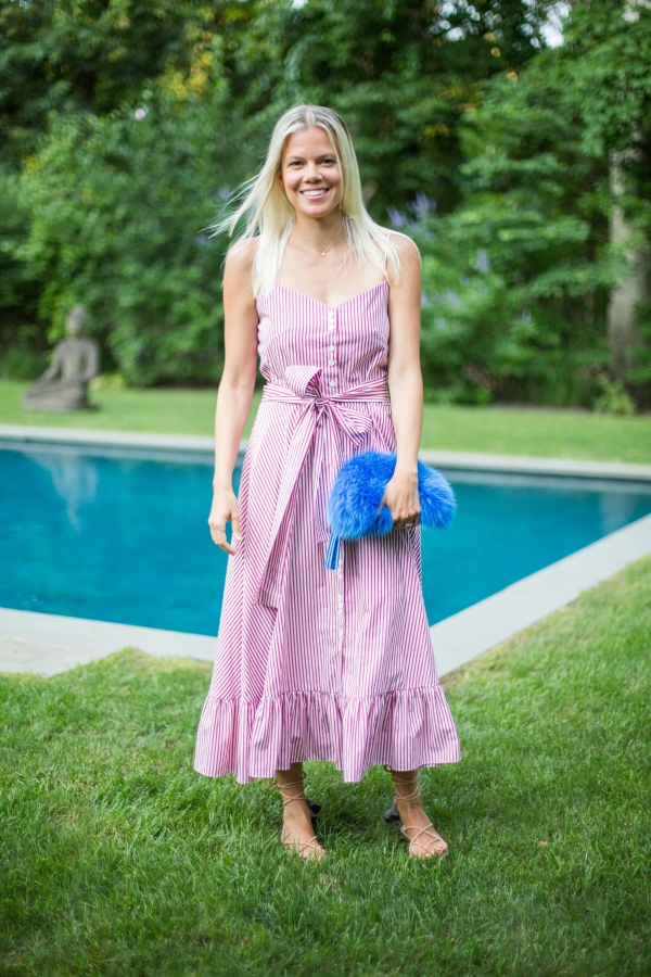 Maxikleid Sommer Trends 2020 – Diese Outfits sind jetzt angesagt party kleid sommer rosa pool