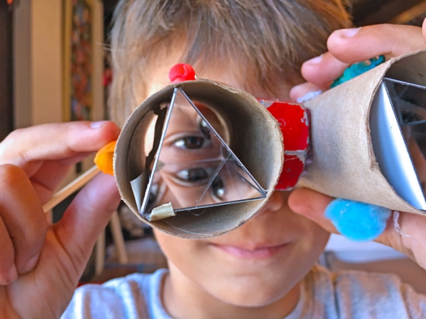 Kaleidoskop basteln mit Kindern – Einfache Anleitung und kreative Ideen teleidoskop kind brillen