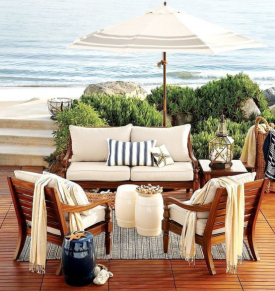 Terrassengestaltung im Strandstil Ideen von Strand und Meer inspiriert Outdoor-Möbel aus Holz