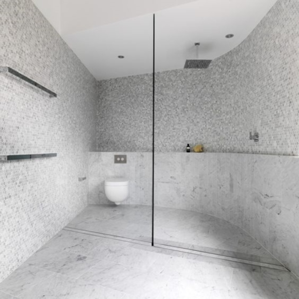 große Badgestaltung Einrichtung vom Bad Badezimmer Ideen