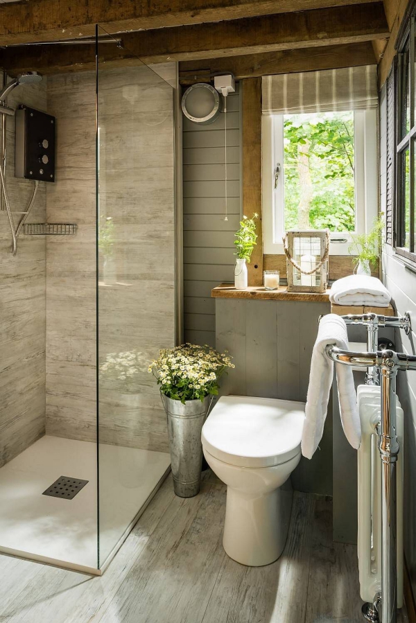 3 qm Bad einrichten – Tipps für ein funktionelles und stilvolles Badezimmer graues bad mit wc und dusche