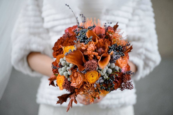 Brautstrauß Herbst – beliebtesten Blüten für die Vintage Hochzeit vintage blumen braun ocker