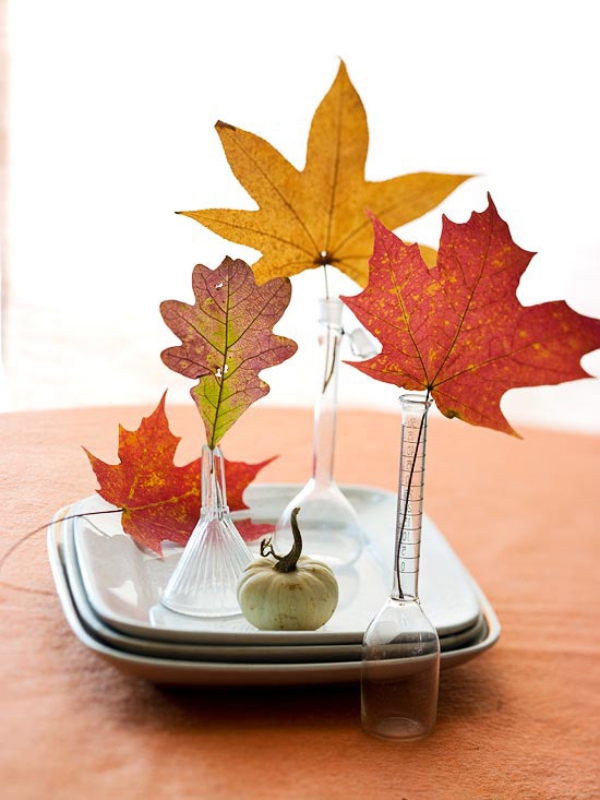 Herbstblätter basteln mit Kindern – Ideen und Anleitungen tischdeko blätter kreativ schön