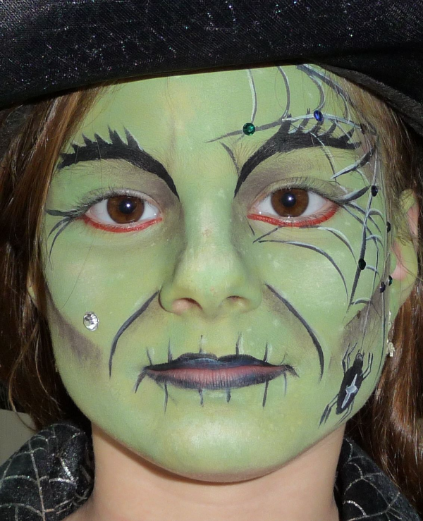 Grünes Gesicht - tolle Ideen - Halloween Make Up