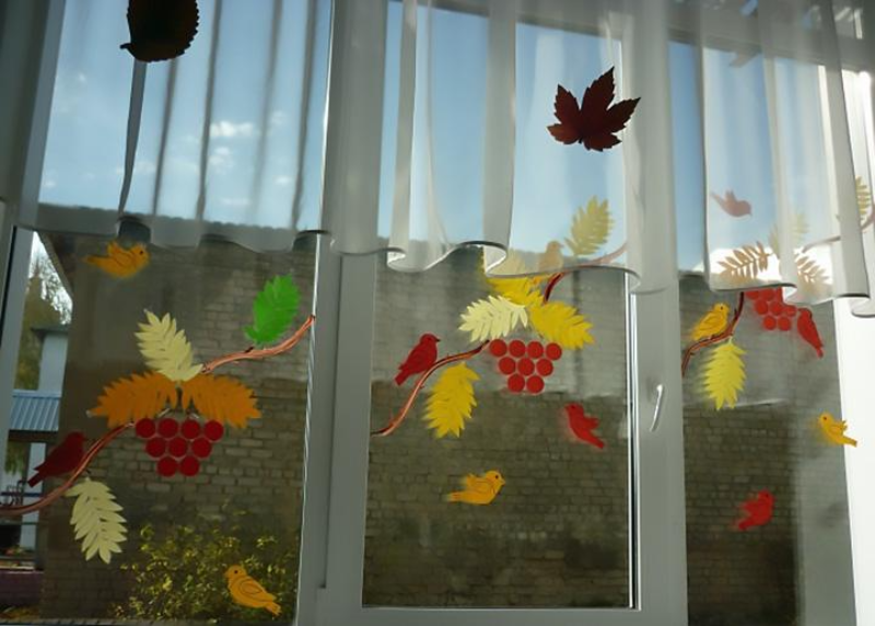 Schlichte Bastelideen Minimalismus Herbst Fensterbilder