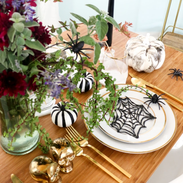Spinnennetz basteln zu Halloween – 50 Ideen und 2 Anleitungen tischdeko kreativ grusel halloween