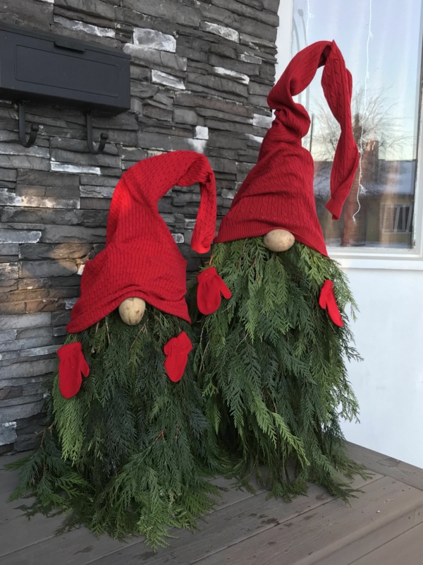 gartendeko weihnachten tannenbaum dekorieren kreative gartendeko