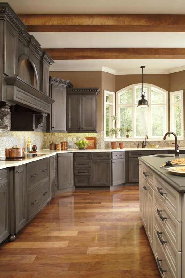 küche streichen farbideen große küche einrichten braune wände graue küchenmöbel