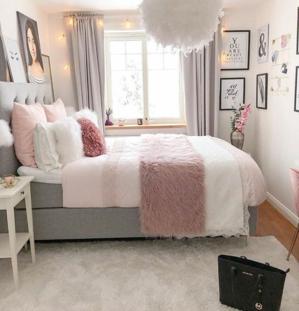 schlafzimmer gemütlich gestalten rosa akzente weicher teppich wanddeko ideen
