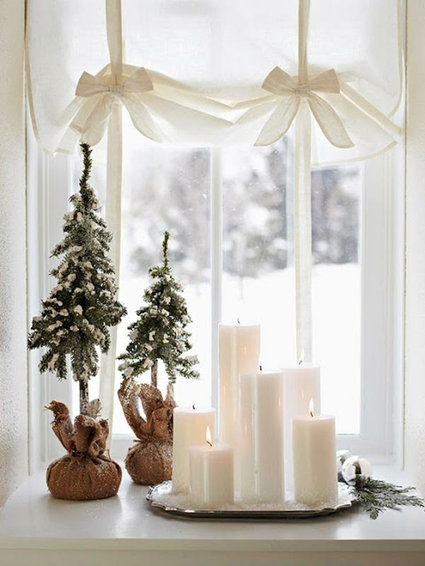 winterdeko basteln weihnachtsdeko fensterbank kerzen minitannenbaum