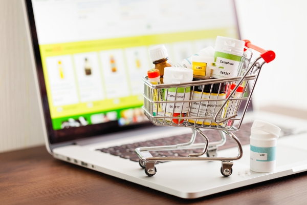 Wie Online-Apotheken die Gesundheitsversorgung in Coronazeiten beeinflussen – Vor- und Nachteile medikamente im netzwerk einkaufen
