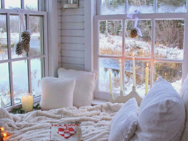 schlafzimmer gemütlich gestalten weihnachten kerzen zapfen