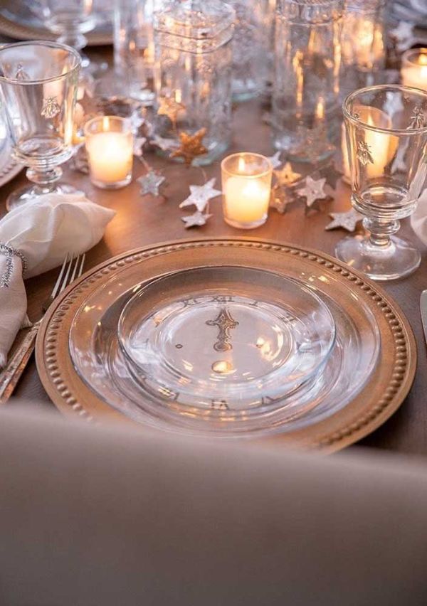 Tischgestaltung mit Kerzen Silverster Deko