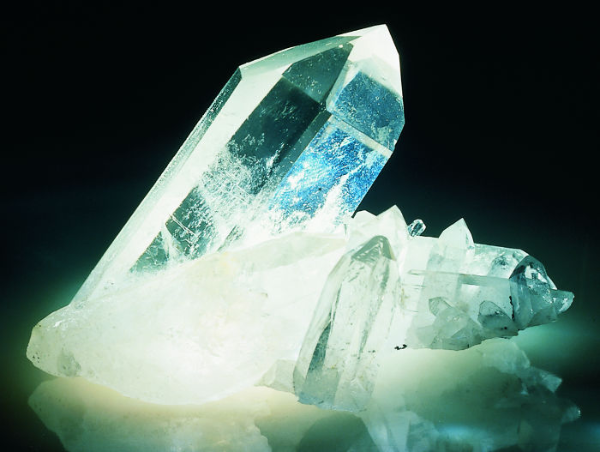 Bergkristall in den verschiedensten Schattierungen