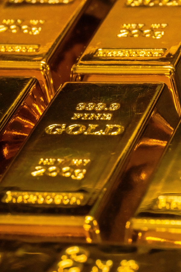 Goldmünzen und Goldbarren als sichere Geldanlage – Wichtige Vor- und Nachteile goldbarren gold investment