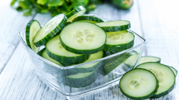 grünes gemüse gesund essen gesund bleiben gurken