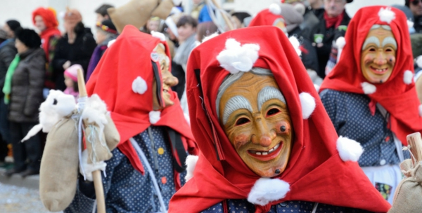 karneval bedeutung fasching kostüme lustige ideen