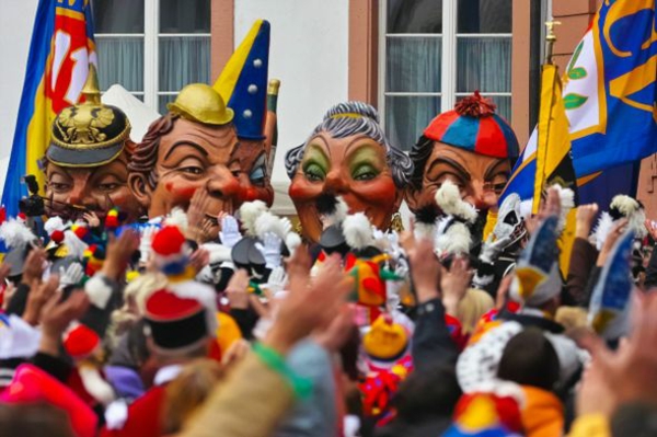 karneval bedeutung karneval deutschland festliche stimmung